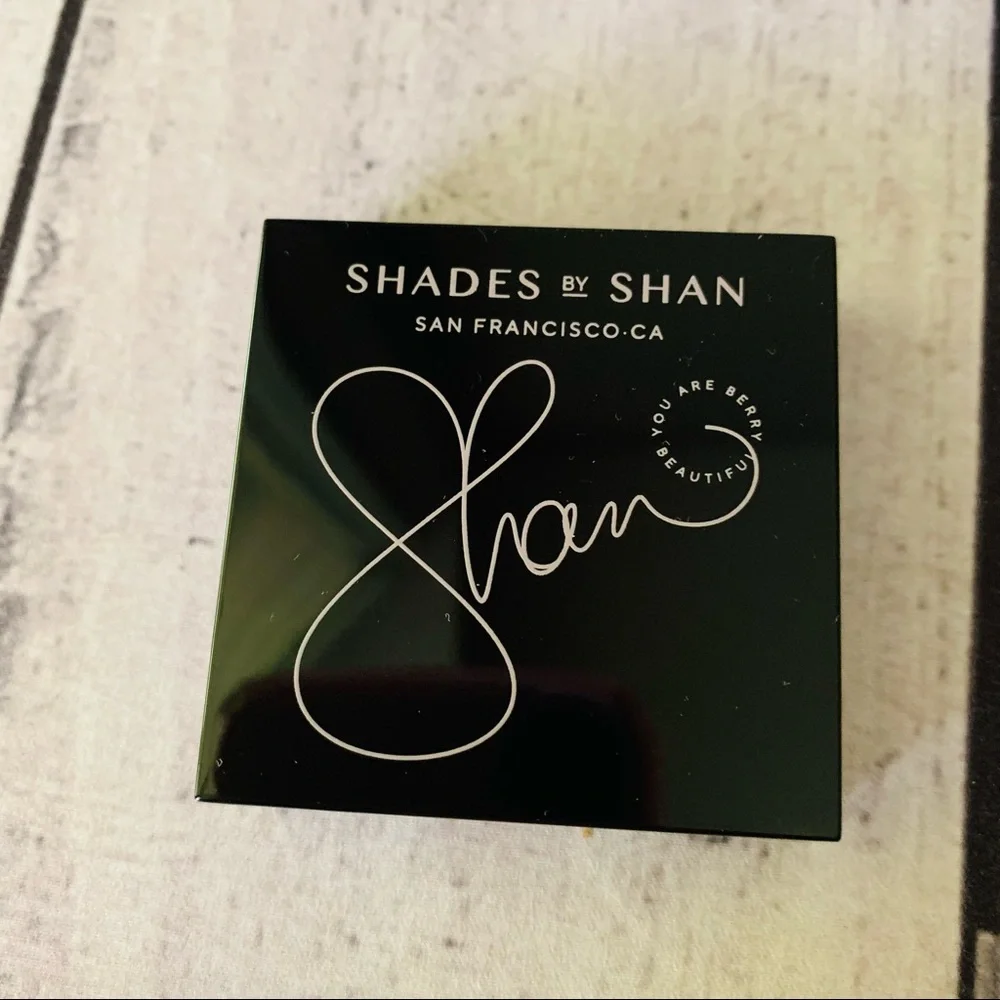 SHADES BY SHAN Bronzer In LATTE 3g/.11oz Travel Size